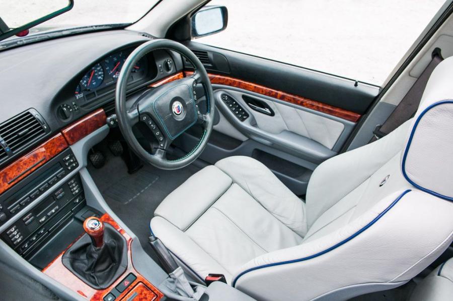 Интерьер Alpina B10 3.3 MT (E39) 1999 года  (UK) (фото 7 из 7)